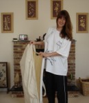 The Impleo Traveller Back Traction and Spine Decompression Device Demo Photo 2